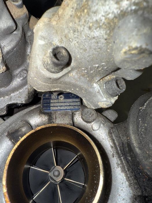 Turbina Biturbo Mercedes-Benz C-Class W204 2007 - 2014 A6510902880 2.2