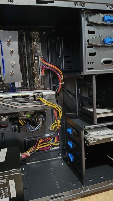 Pc gaming Core i7 6700/Rx 580/12gb ram Gta V Fortnite Cs 2