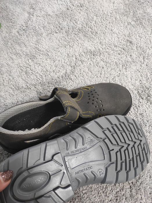 Pantofi de protectie