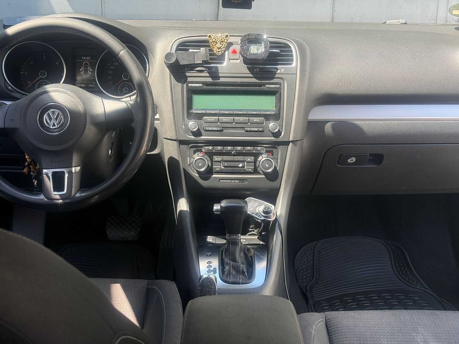 VOLKSWAGEN Golf 2010 — imagine 5