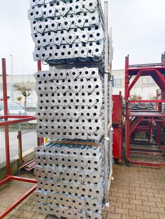 Cofraje tip doka , LANA PU, accesorii montanti distantieri panouri