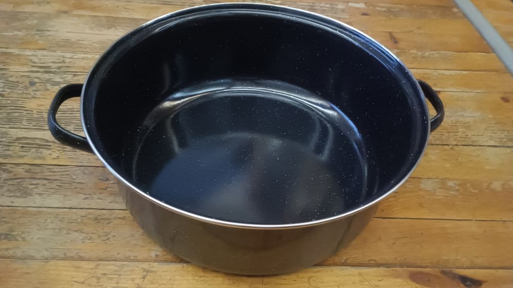 Тава за лютеница