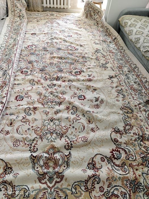 Продам 3 на 5 размером