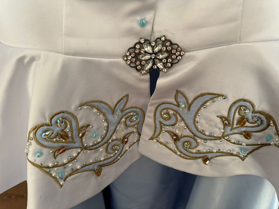 Қазақша көйлек сатылады