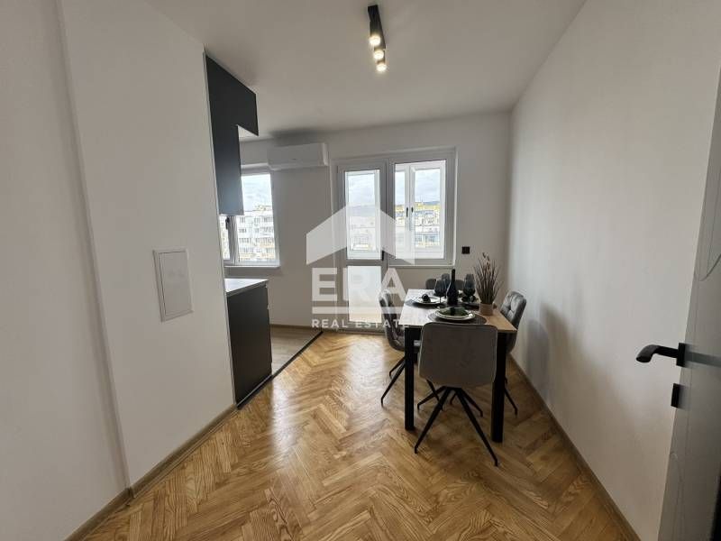 Продава се Четиристаен апартамент в Варна, Левски - 90 кв.м за 2523 €/кв.м - Снимка #7