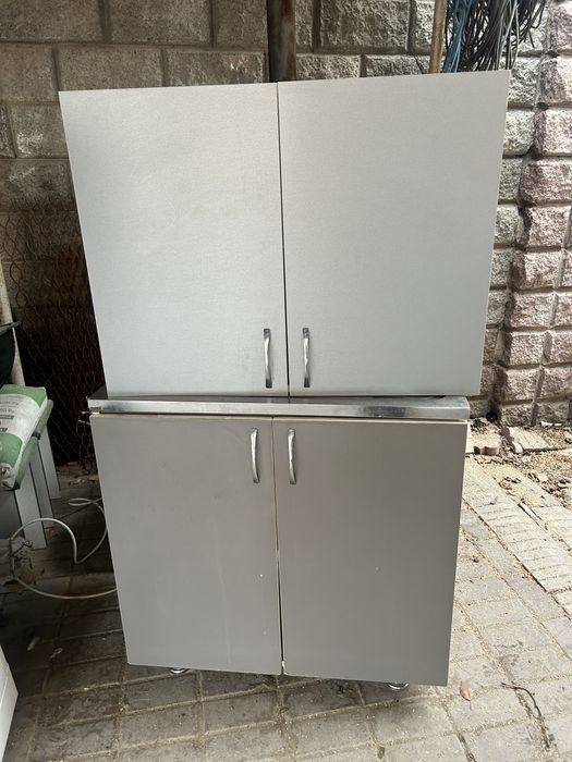 Продам кухонную гарнитуру