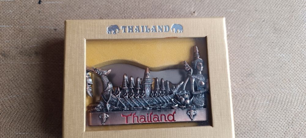 Продам бронзовый статуетки.