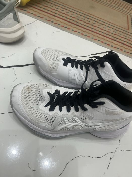 Asics для волейбола оригинал 40 размер