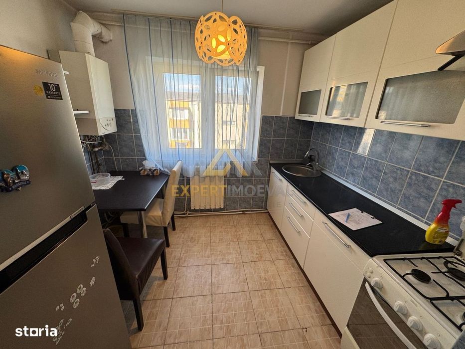 Apartament 2 camere de vanzare, Str. Petru Rares
