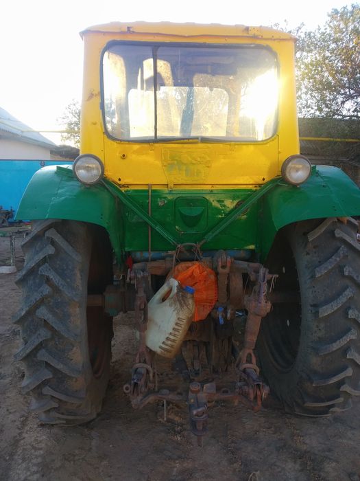 Продам трактор ЮМЗ 6.