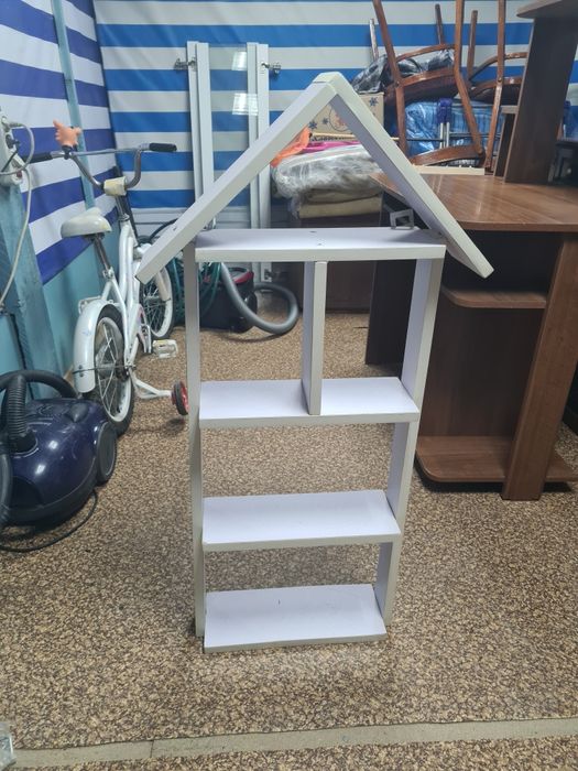 Полка под книги, фотографии, цветы..