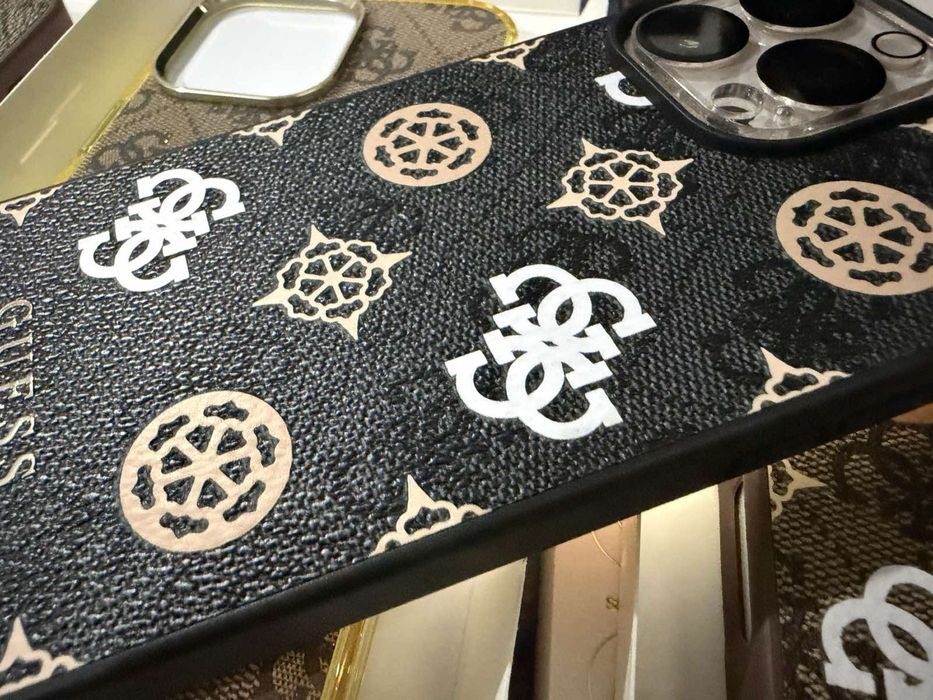 iPhone 16 Pro Max луксозен гръб