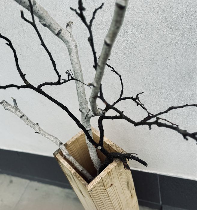 Артистични дървени вази – ръчна изработка с душа