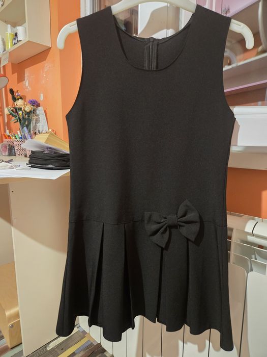 Lot haine scoala fete 8-10 ani