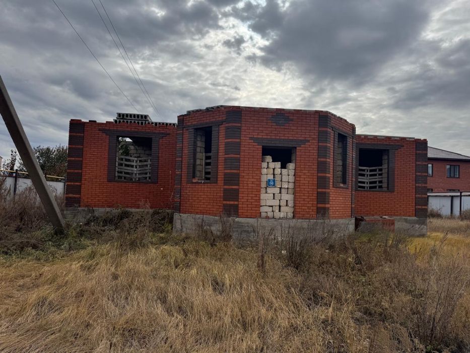 Продам недостроенный дом