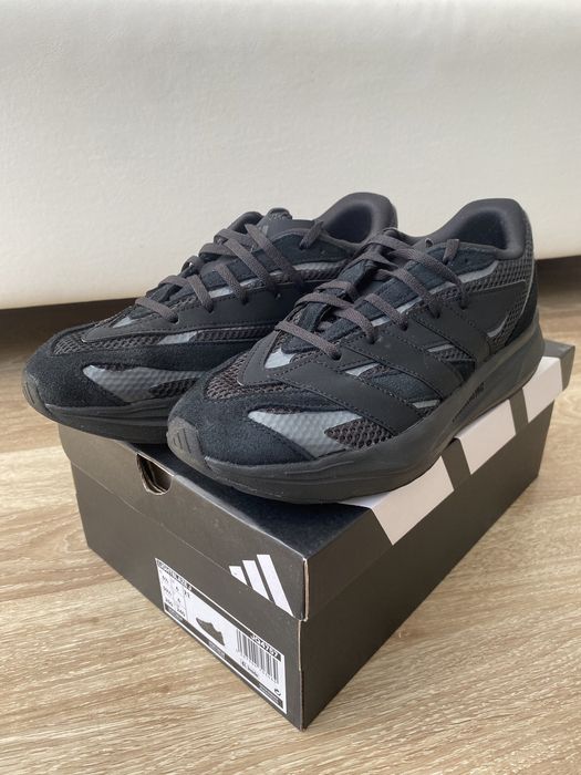 Обувки adidas LIGHTBLAZE J
