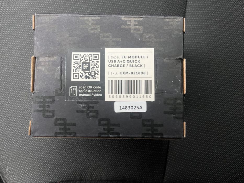 USB A+C QUICK CHARGER Buster + Punch London