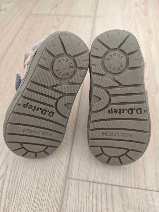 D.D. Step обувки, размер 24 - изключително запазени