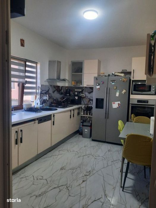 Vila spatioasa Academia de Marina