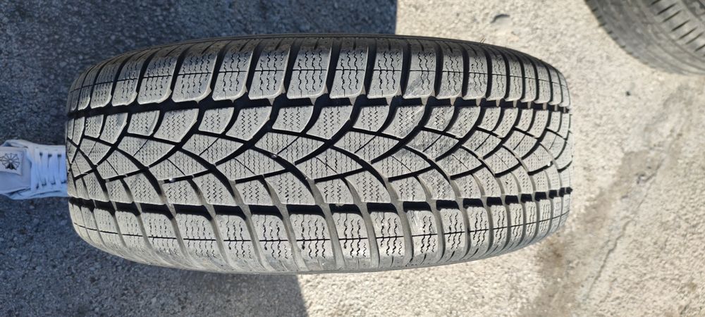 Продавам зимни гуми с джанти Dunlop 225/60/17 6.5mm на 2 сезона Hyundai Tucson