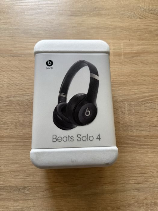 beats solo 4 SIGILATE