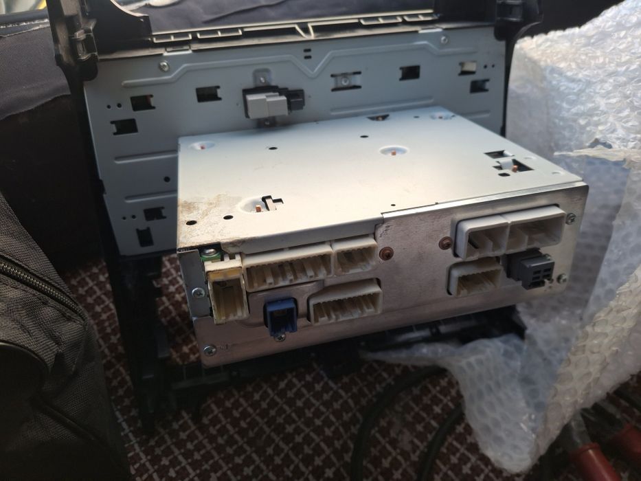 Продам магнитолу от камри