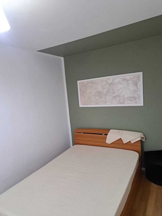 Apartament 3 camere (Semidecomandat)