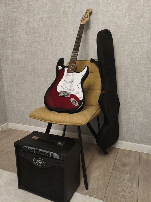 Продам Электро гитару