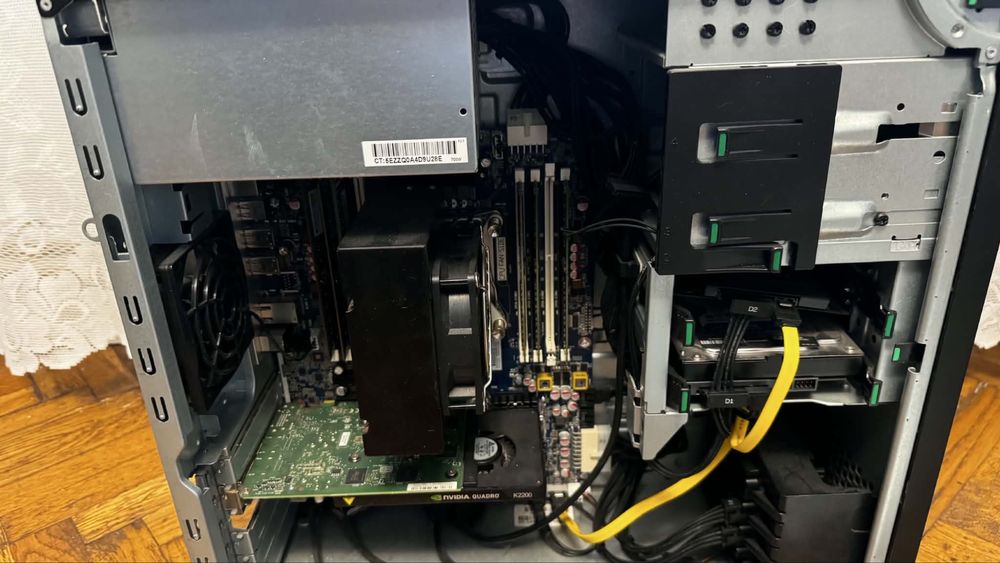 Calculator Desktop server Asus Hp z440
