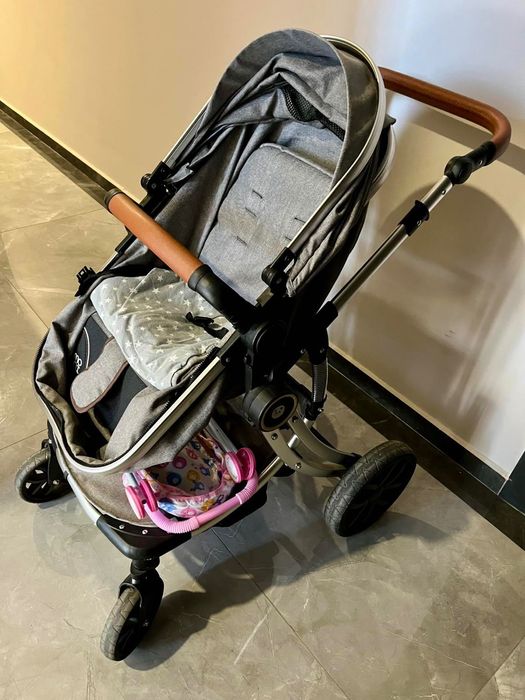Бебешка количка 3 в 1