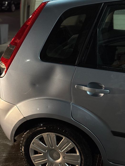 Ford Fiesta 1.3 benzină 2005