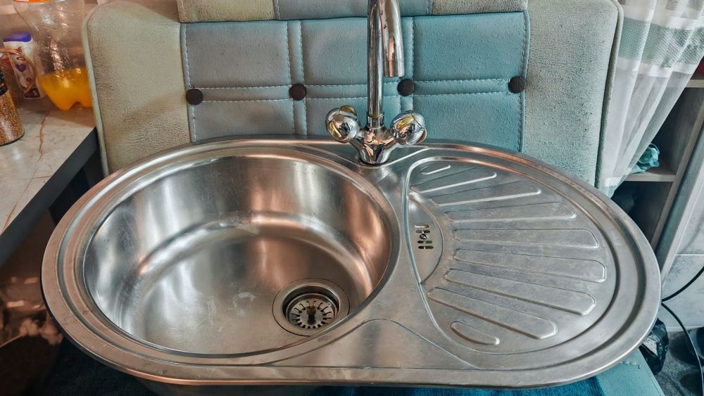 Продаётся мойка, б/у в хорошем состоянии