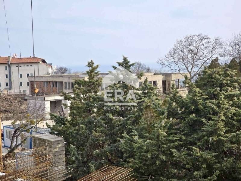 Двустаен апартамент с подземно паркомясто в комплекс K - Garden, к.к.