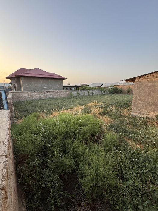 10 sotixli Hovli sotiladi