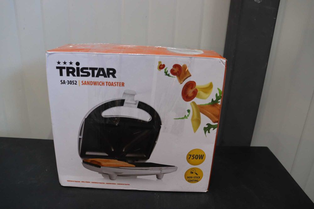 Уред за сандвичи Tristar SA-3052, 750 W, Бял с дефект