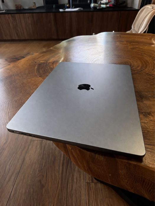 Macbook 2020  m1