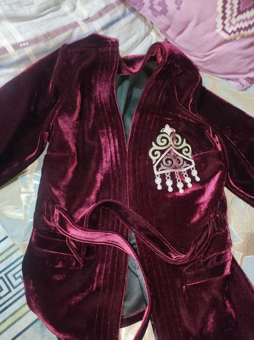 продам национальный костюм
