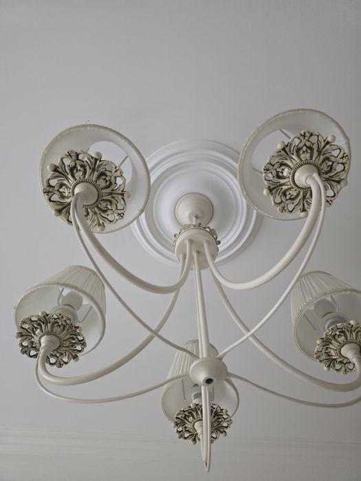 Продам люстры , б/у, 1 шт 20000тнг