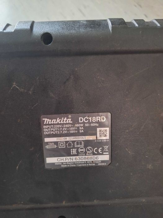 Rotopercutor / percutanta MAKITA DHR263