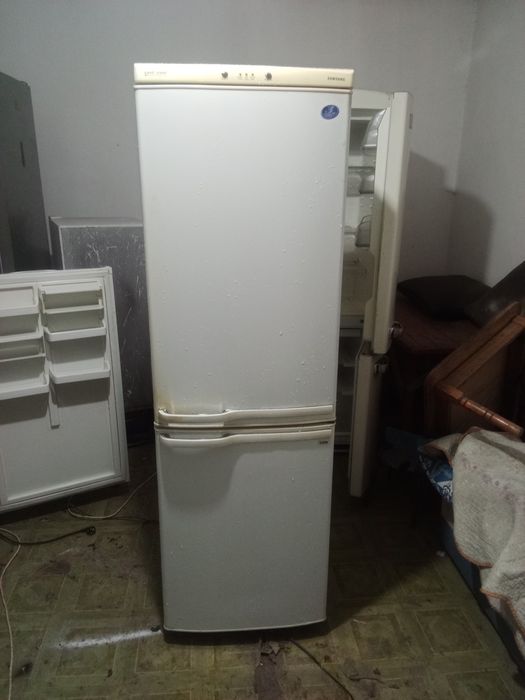 Холодильники двухкамерные  в Алматы