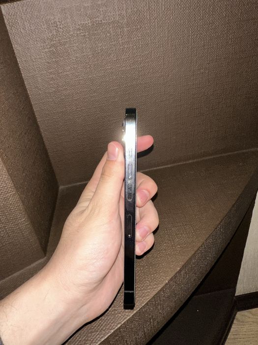 Продам iphone 13 pro