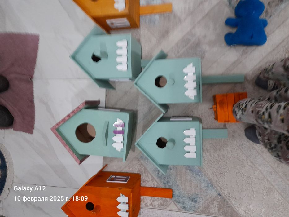 Продам скворешники и кормушки