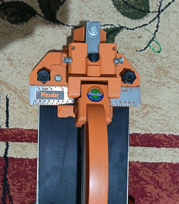 Плиткарез почти новый