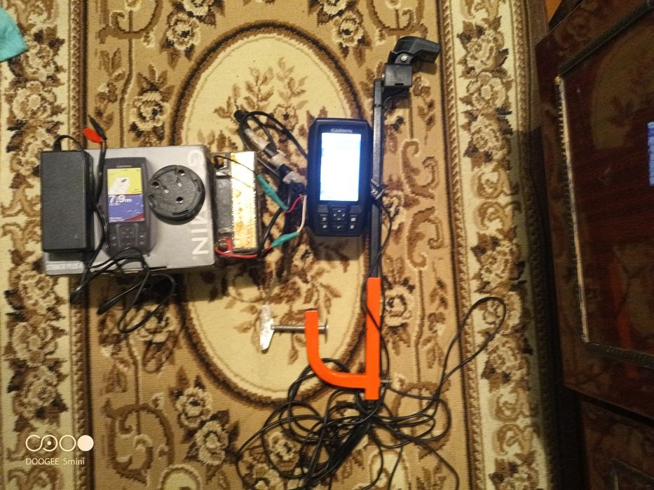 Продам эхолот Гармин в комплекте