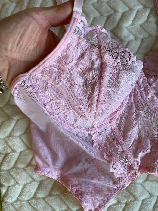 Комплекти дамско бельо