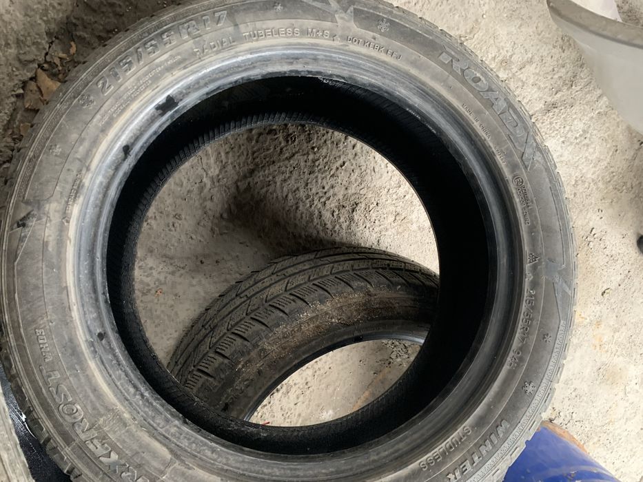 Продам резину 215 55 r17