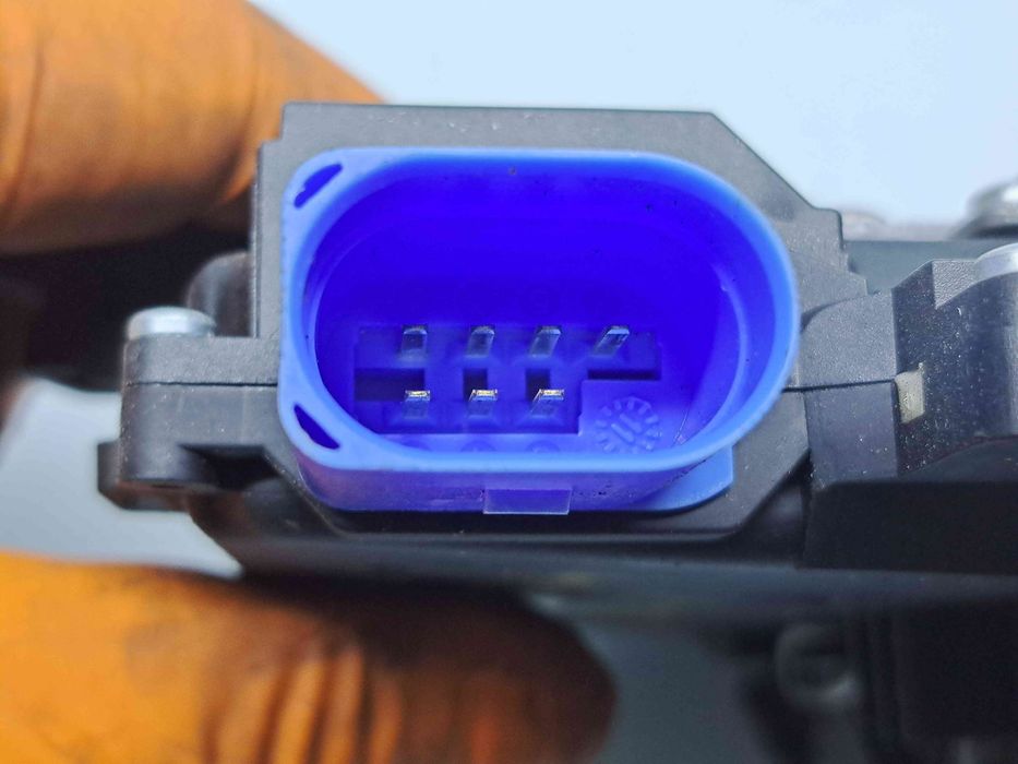 Broasca usa dreapta spate Volkswagen Touran II (1T3) [Fabr 2010-2015]