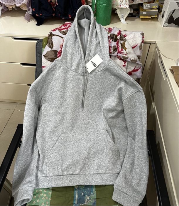 Толстовка серая, теплая