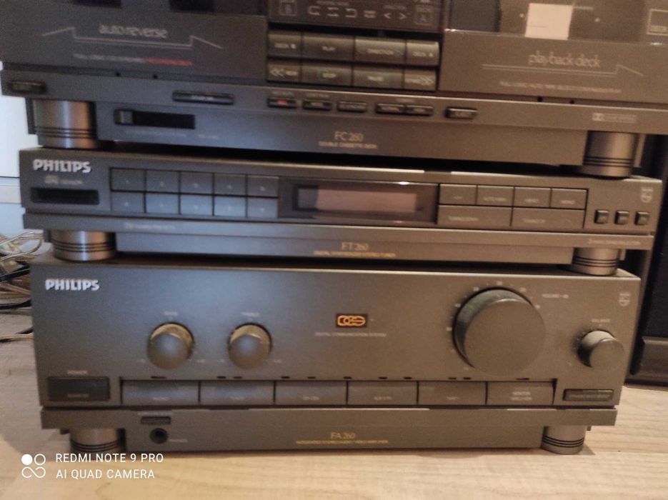 Многокомпонентна система PHILIPS FA260/FC260/FT260/CD210/EQ290