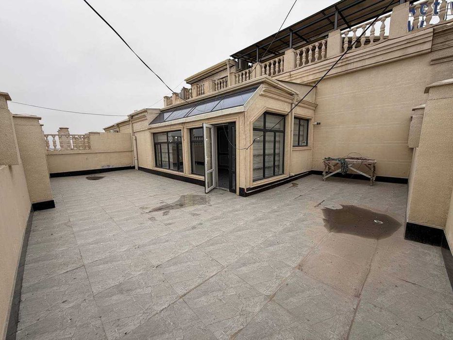 Продаётся 4х комн квартира на 7 этаже Ор-р 5 микрорайон Эмирхан